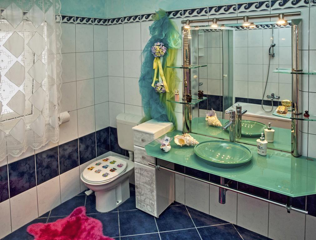 Villa Ria Dugi Rat Exteriér fotografie