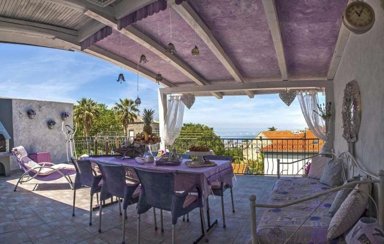 Villa Ria Dugi Rat Exteriér fotografie
